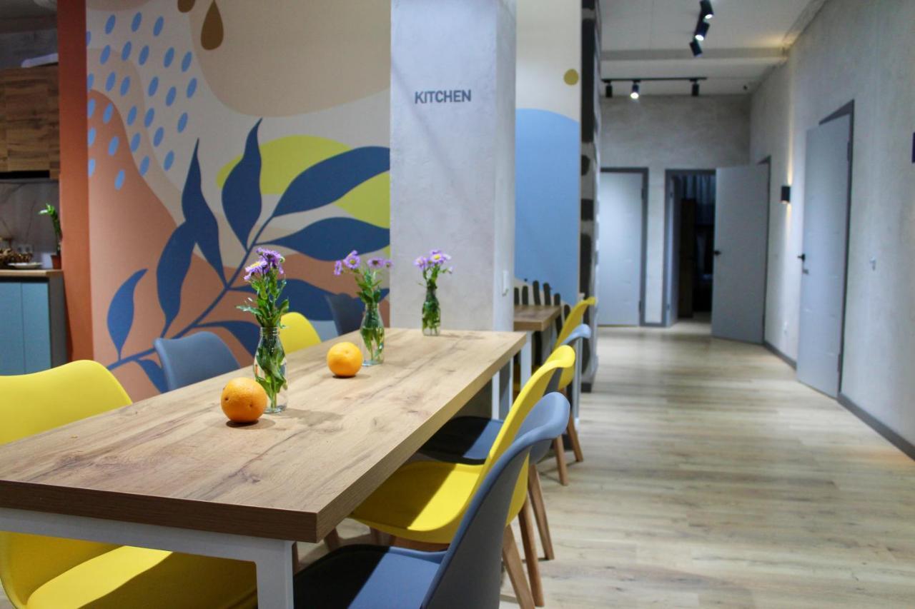 Izzzi Hostel Μπισκέκ Εξωτερικό φωτογραφία
